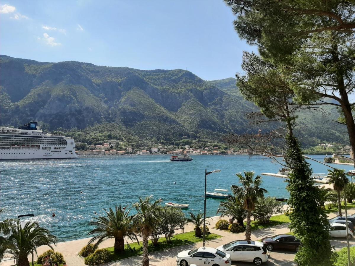 Luxury Flat With Amazing View Ines Daire Kotor Dış mekan fotoğraf