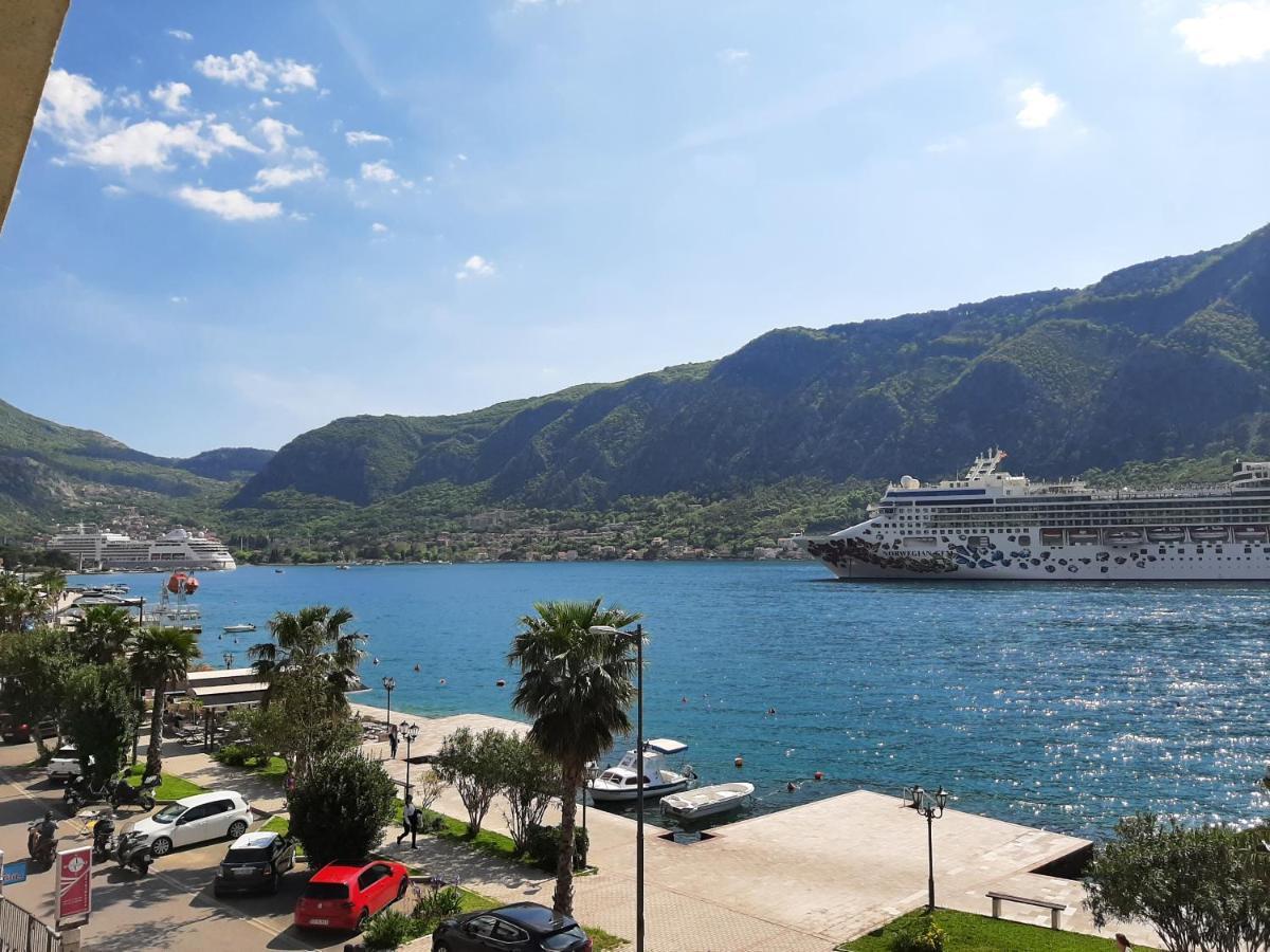 Luxury Flat With Amazing View Ines Daire Kotor Dış mekan fotoğraf
